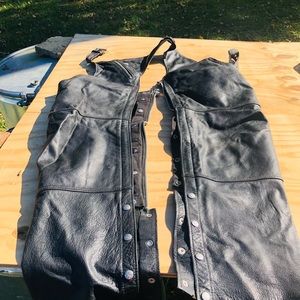 Chaps‎ Leathers Large size